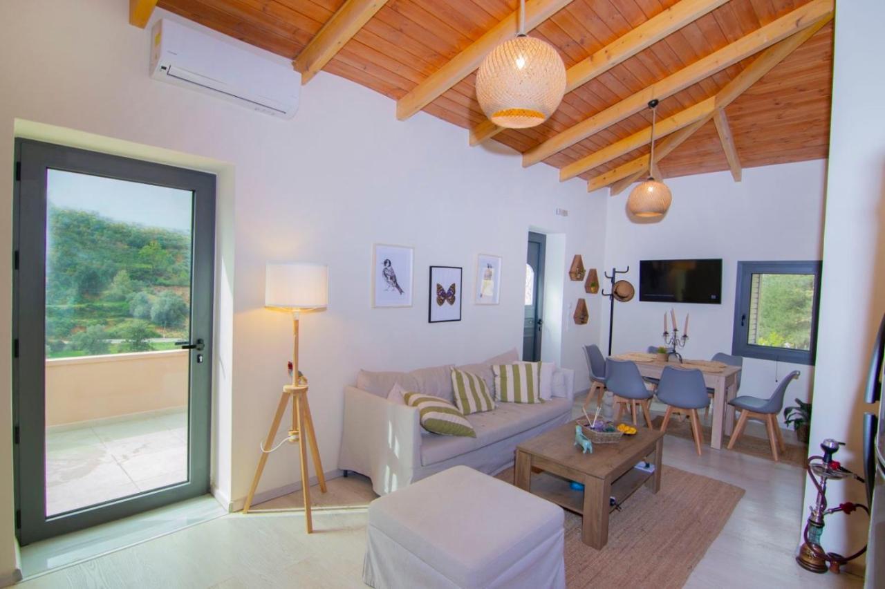 Ampelos Cretan Villa - Private Pool & Heated Ozone Jacuzzi Yerolákkos 외부 사진