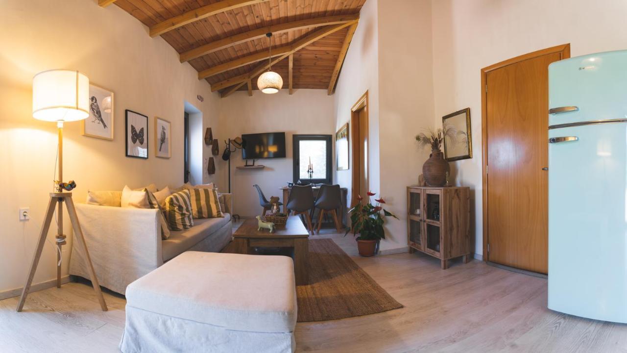 Ampelos Cretan Villa - Private Pool & Heated Ozone Jacuzzi Yerolákkos 외부 사진